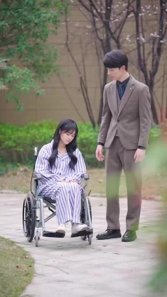 欧美又粗又大AAAA片